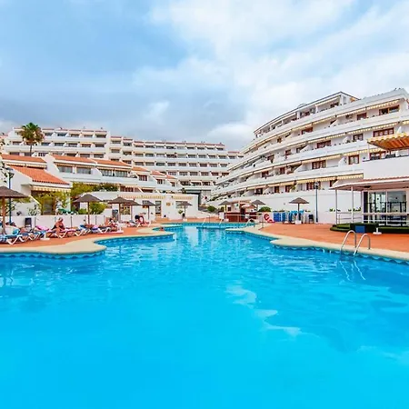 Апартаменты Garden With Ocean View